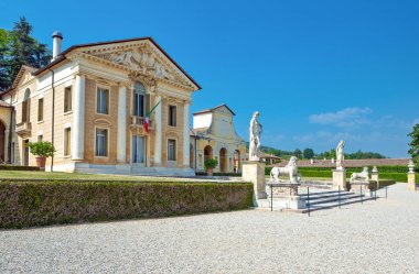 Mazer, İtalya - 8 Mayıs 2011: Villa Barbaro, tasarlanmış byarchitect Andrea Palladio