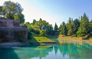 İtalya, Garda Gölü, Peschiera, göl kıyısında burç