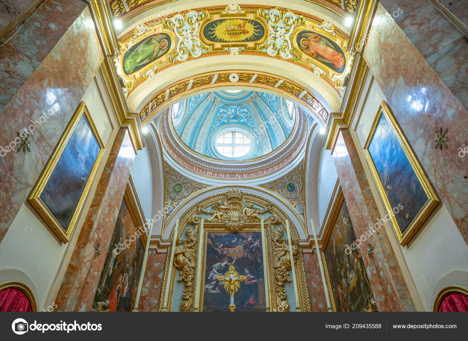 Mdina Malta February 2017 Paintings Decorations Nave Paul