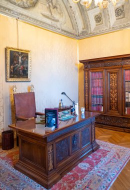 Castelgandolfo, İtalya - 21 Nisan 2017: Çalışma odası o Apostolik Sarayı, yazlık, Papa'nın