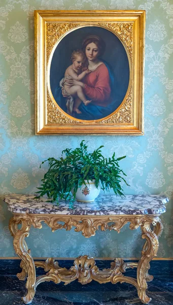 カステル ガンドルフォ イタリア 2017 彼の使徒宮殿 教皇の夏の離宮の部屋で神聖な絵画 — ストック写真