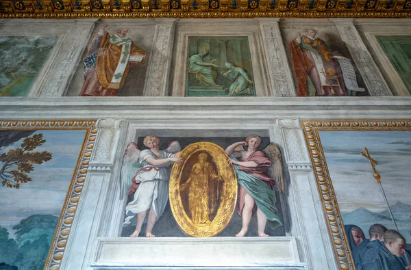グロッタフェッラータ イタリア 2017 絵画やギリシャ ニーロ修道院ホールの装飾 — ストック写真