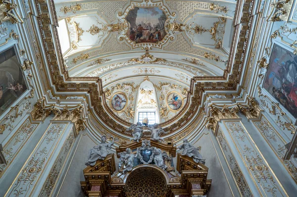 Bergamo Itália Março 2017 Pinturas Decorações Teto Transepto Catedral — Fotografia de Stock