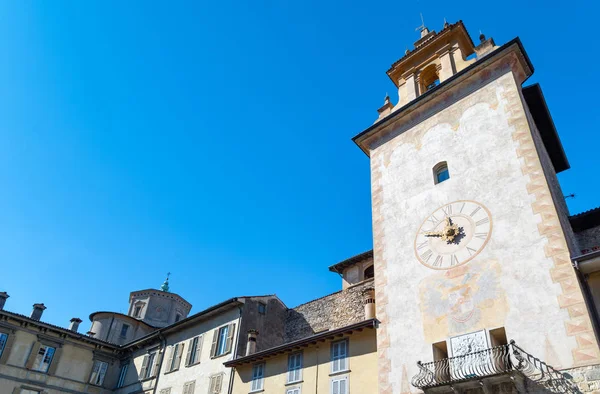 Μπέργκαμο Ιταλία Τον Πύργο Della Campanella Στο Lorenzo Mascheroni Τετράγωνο — Φωτογραφία Αρχείου