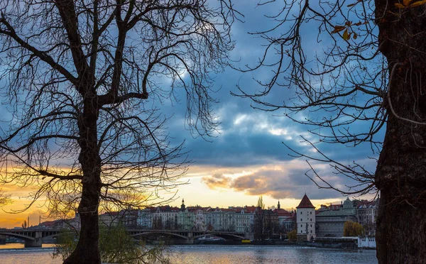 Praga República Checa Vista Para Cidade Rio Moldava Pôr Sol — Fotografia de Stock