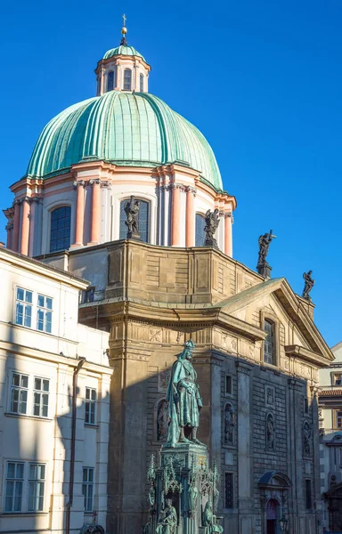 Прага Чеська Республіка Поблизу Карлів Міст Церква Святого Френсіс — стокове фото