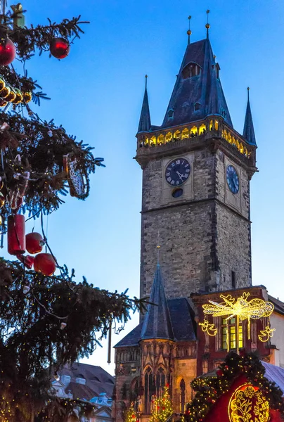 Πράγα Τσεχική Δημοκρατία Νύχτα Της Αγοράς Των Χριστουγέννων Στην Πλατεία — Φωτογραφία Αρχείου