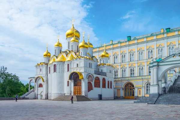 Moscú Rusia Junio 2015 Kremlin Las Cúpulas Oro Iglesia Real — Foto de Stock