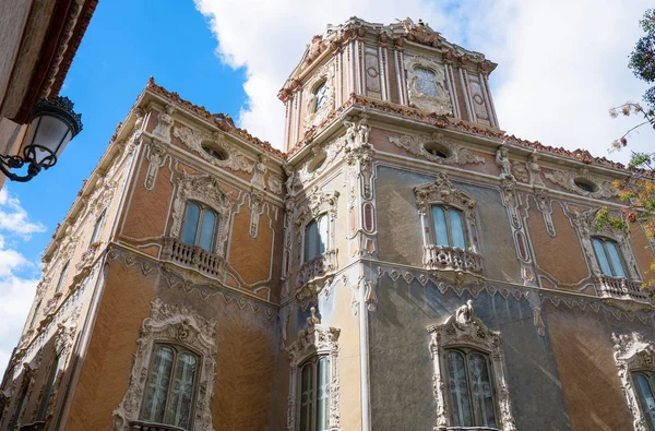 Valencia Spanje Opwaartse Weergave Van Voorgevel Van Het Paleis Gonzales — Stockfoto