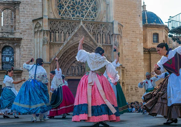 Valência Espanha Outubro 2016 Desempenho Das Danças Tradicionais Praça Virgen — Fotografia de Stock