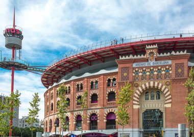 Barcelona, İspanya - 25 Eylül, 20012: Arenas, bir antik plaza de toros (Arena) alışveriş merkezi haline dönüştürülür.
