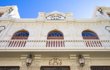 Tenerife, İspanya - 23 Haziran 2013: La Laguna, eski Leal tiyatro cephe