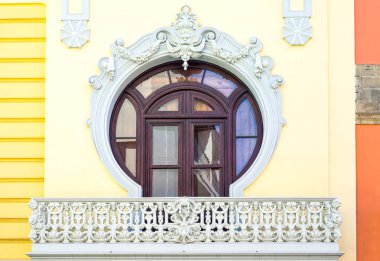 Tenerife, İspanya - 23 Haziran 2013: La Orotava, eski şehir merkezi bir Art Nouveau tarzı sarayda cephe detay