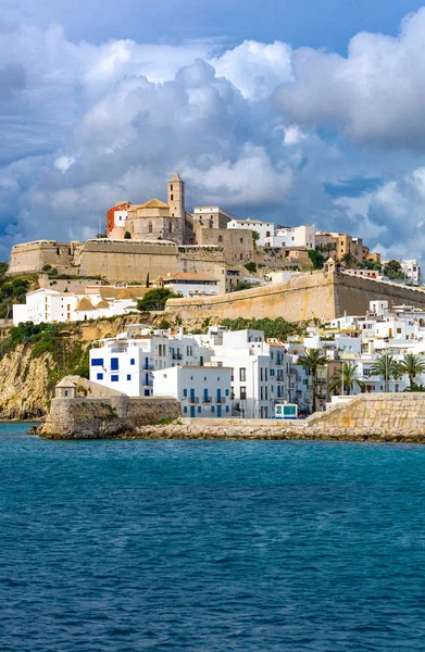 Baleár Szigetek Elvissa Ibiza Kilátás Tengerre Régi Város Dalt Vila — Stock Fotó