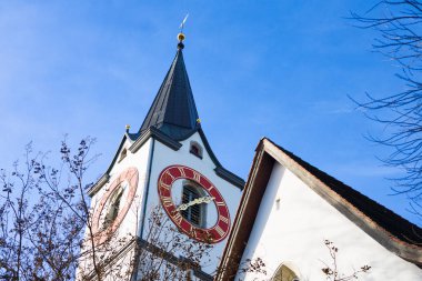 St.Gallen, İsviçre, yukarı doğru görünümü St. Mangen kilisenin