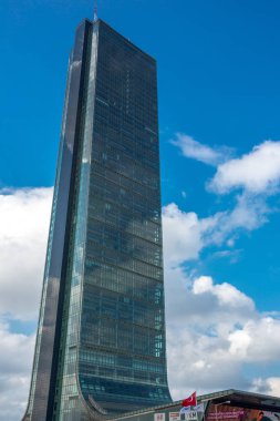 İstanbul, Türkiye - 18 Şubat 2013: Levent Mahallesi, Sapphire tower