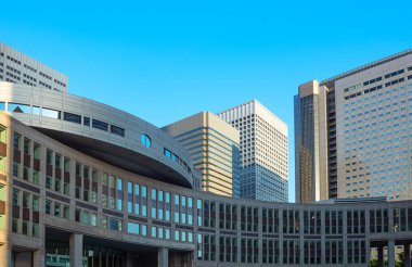 Tokyo, modernite ve geleneğin bir karışımı