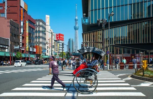 Tokyo, un mélange de modernité et de tradition — Photo