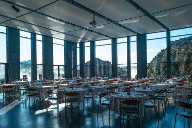 İzlanda, doğa harikaları ve gelenekleri