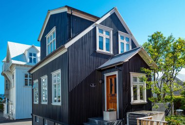 İzlanda, doğa harikaları ve gelenekleri