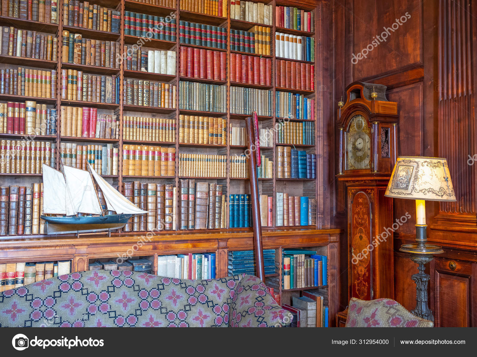 図書館写真素材 ロイヤリティフリー図書館画像 Depositphotos 図書館写真素材 ロイヤリティフリー図書館画像 Depositphotos