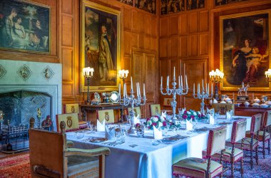 Invergardon: Mimarlık, Sanat ve Doğa