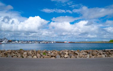 Kirkwall, Orkney adalarının eski başkenti.