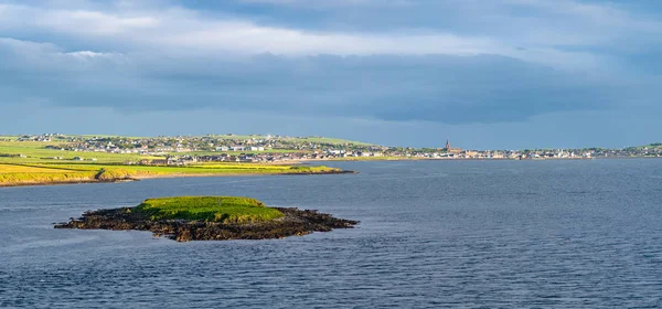 Kirkwall, az Orkney-szigetek ősi fővárosa — Stock Fotó