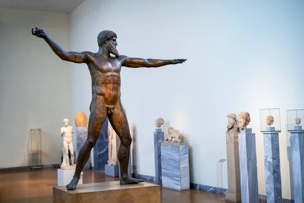 希腊雅典 2018年3月16日 国家考古博物馆的宙斯铜像 Capo Artemisio宙斯 — 图库照片