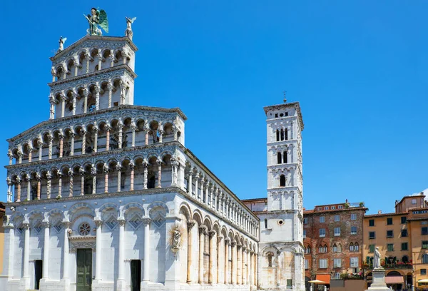 Lucca Ιταλία Ιουνίου 2018 Εκκλησία Και Καμπαναριό Του San Michele — Φωτογραφία Αρχείου