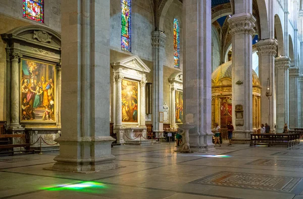 Lucca Italia Junio 2018 Pinturas Sagradas Nave Lateral Catedral San — Foto de Stock