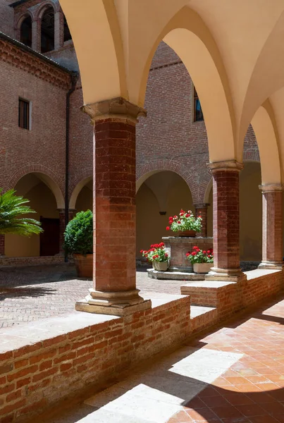 Asciano イタリア 2020年6月25日 モンテ オリヴェート マッジョーレ修道院 — ストック写真