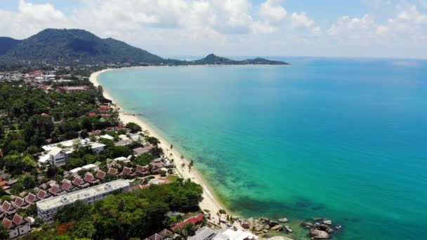 Úžasný Letecký Pohled Moře Tropický Resort Slunečný Den — Stock video