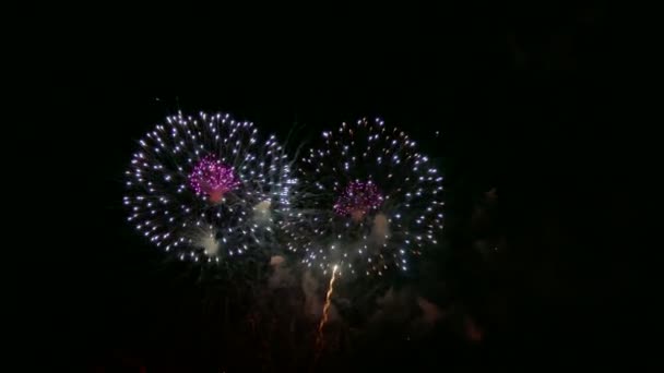 Video Fuegos Artificiales Dorados Brillando Cielo Nocturno Borracho — Vídeos de Stock