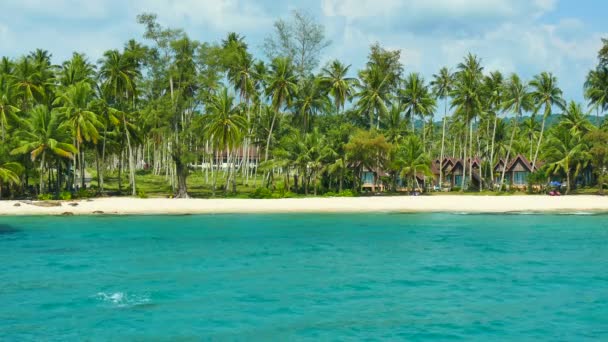 Vue Aérienne Incroyable Sur Mer Île Tropicale Par Une Journée — Video