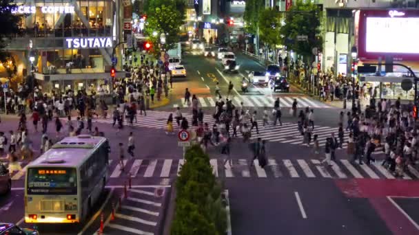 Токио Япония Июля 2018 Года Люди Идущие Переходу Сибуя — стоковое видео