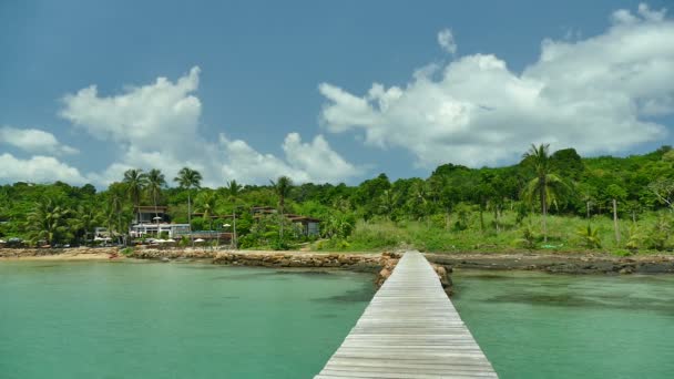 Tropical Beach Wooden Pier Sunny Day — Stock Video