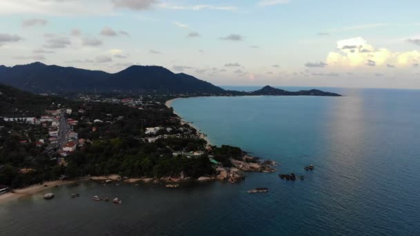 Adembenemend Luchtfoto Uitzicht Zee Tropisch Eiland — Stockvideo