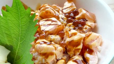 lezzetli balığı salatası