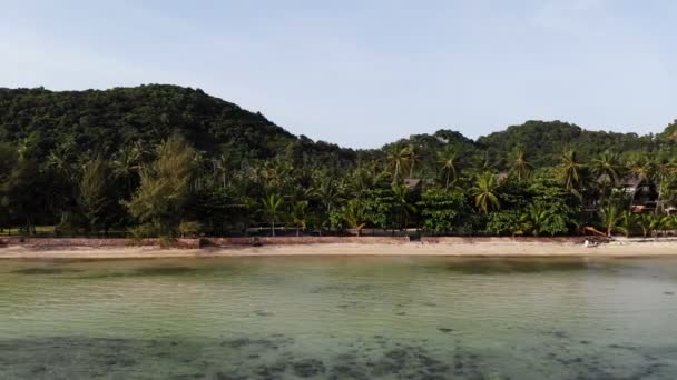 Erstaunliche Luftaufnahme Des Meeres Und Der Tropischen Insel Sonnigen Tagen — Stockvideo