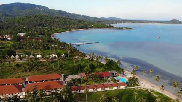 Increíble Vista Aérea Del Mar Isla Tropical Día Soleado — Vídeo de stock