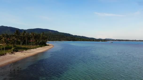 Erstaunliche Luftaufnahme Des Meeres Und Der Tropischen Insel — Stockvideo