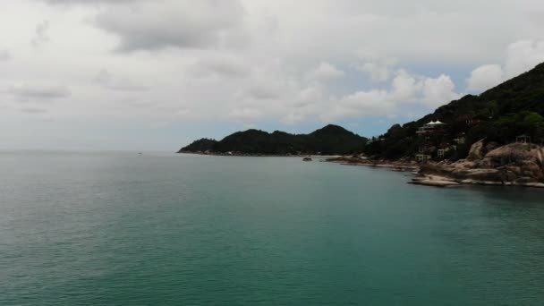 Adembenemend Luchtfoto Uitzicht Zee Tropisch Eiland — Stockvideo