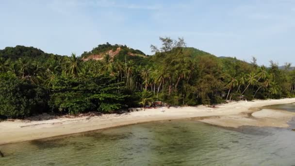 Vue Aérienne Incroyable Sur Mer Île Tropicale Par Une Journée — Video