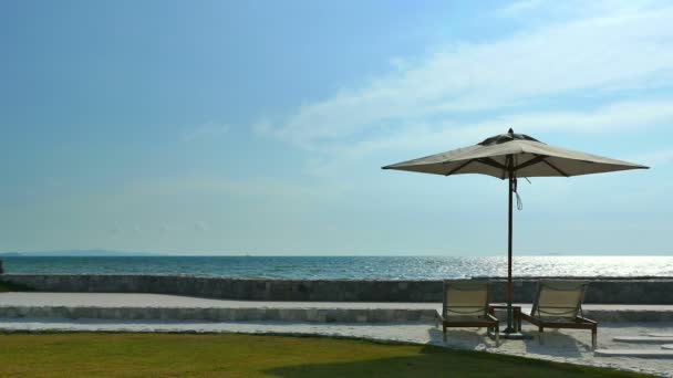 Picturesque Marina Sea Waves Sun Umbrella Beach Blue Sky — Stock Video