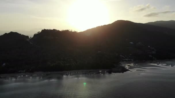 Puesta Sol Vista Las Olas Del Mar Cielo Dramático — Vídeo de stock