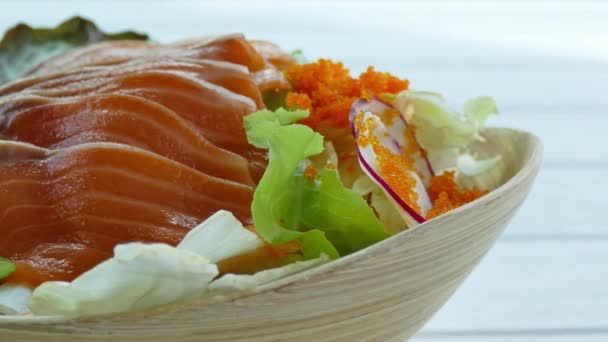 Lezat Segar Sashimi Dengan Salmon Makanan Tradisional Jepang — Stok Video