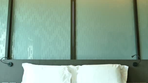 Декорування Подушок Ліжку Інтер Єрі Спальні — стокове відео