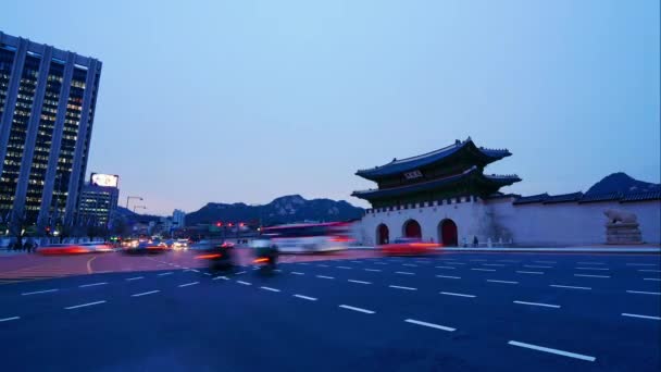 Seoul Südkorea Dezember 2018 Zeitraffer Des Gyeongbokgung Palastes Und Verkehr — Stockvideo