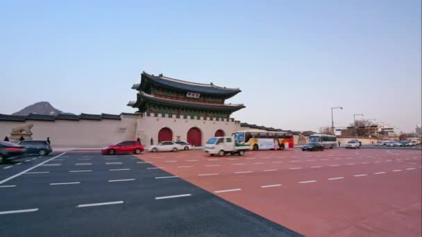 Seoul South Korea December 2018 Gyeongbokgung Palats Och Trafik Seoul — Stockvideo